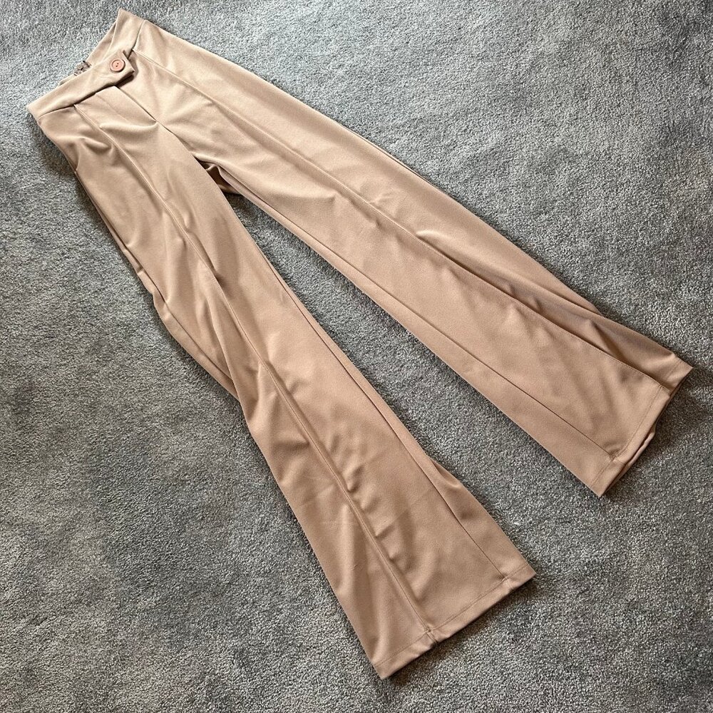 NWOT Fashion Nova Call It Even taupe beige Wide Leg Dress Pants, Size XS - Picture 8 of 16